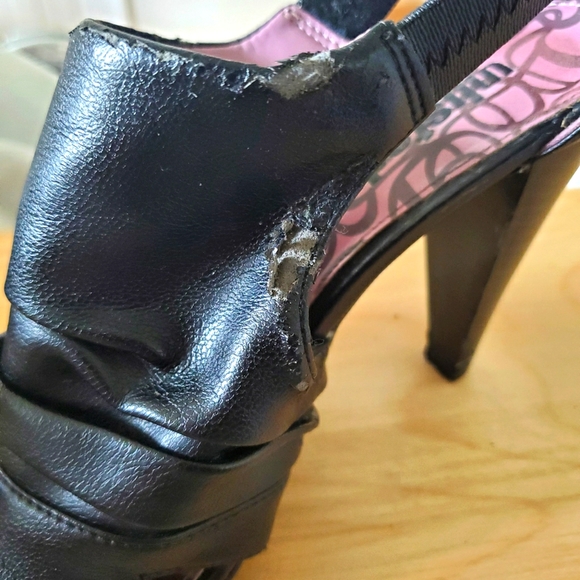 Unlisted peep-toe high heeled booties. size: 8 Black - Picture 6 of 8